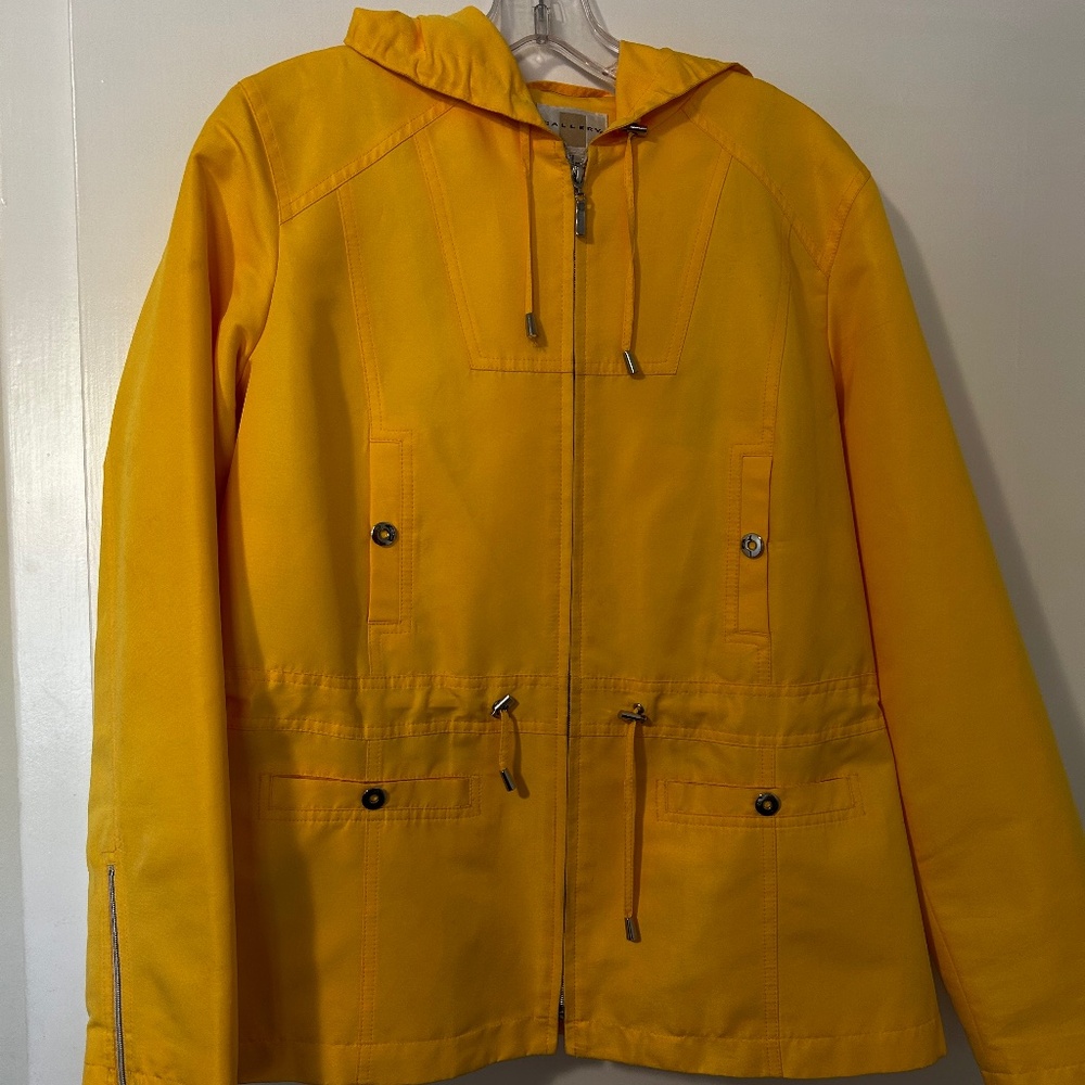 Gallery Yellow Hooded Anorak Style Rain Jacket